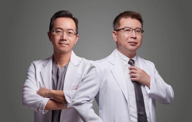 菲仕美整形外科醫師縫雙眼皮